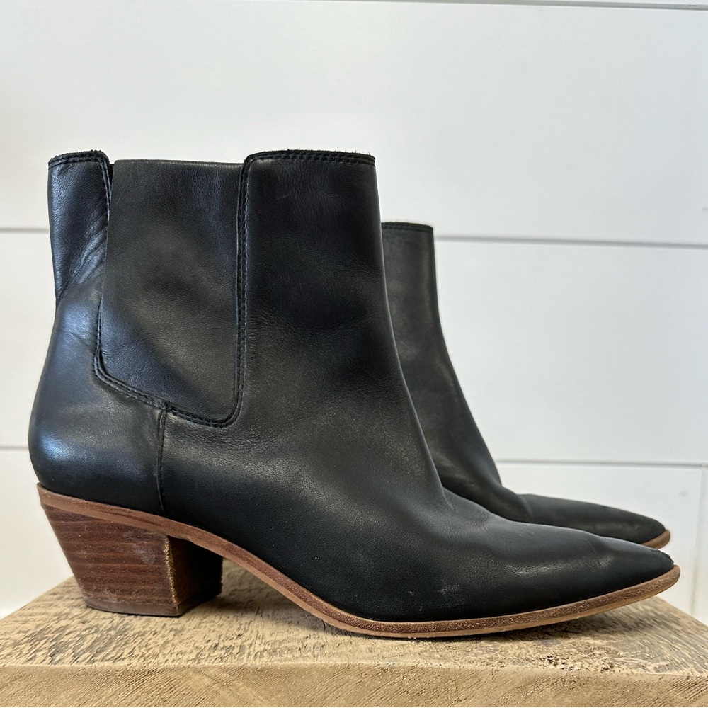 Sole Society Lolanna Black Butter Soft Leather, Pointed Toe Booties. Womans 8.5